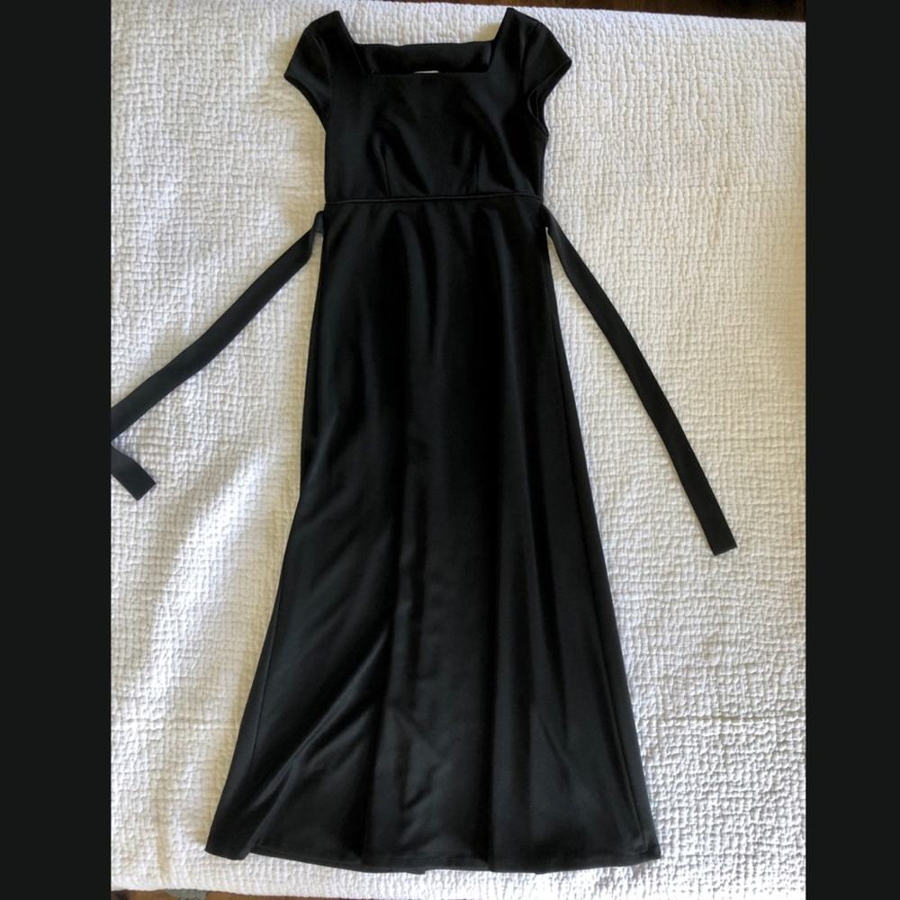 Formal Fashions Square Neck Empire Style Gown